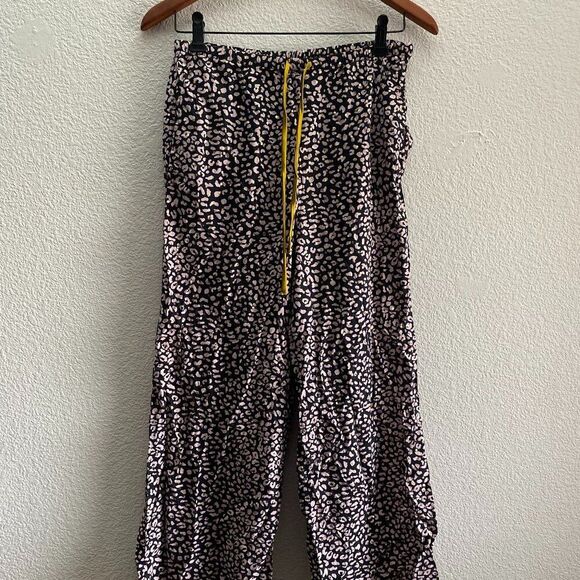 Victoria's Secret Wide Leg Animal Print Lace Lounge Pajama Pants Medium - Picture 1 of 6